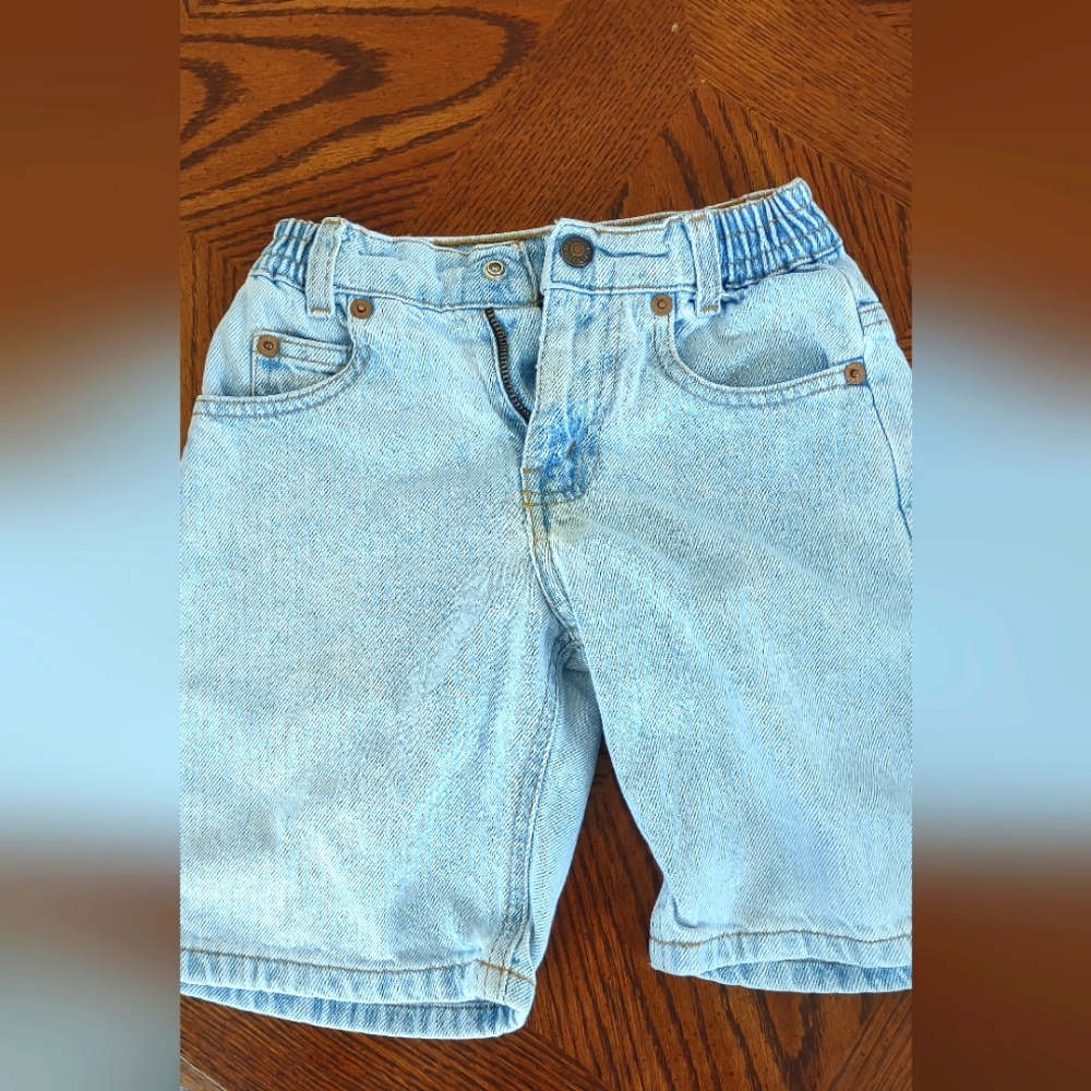 Vintage Little Levis 566 Light Wash, Elastic Waist Denim Shorts
